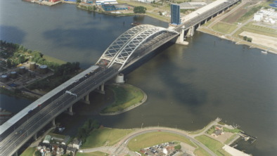 0601-Van-Brienenoordbrug-twee-nachten-afgesloten