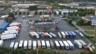 0801-truckparking