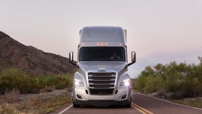Daimler Trucks North America präsentiert brandneuen Freightliner Cascadia