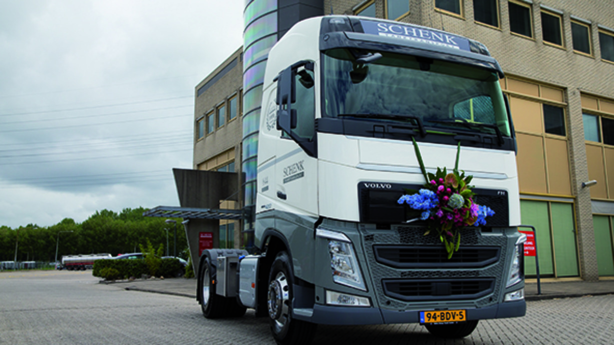670_2014_Schenk_Tanktransport_1000_007