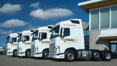 afleveren 4 Volvo’s