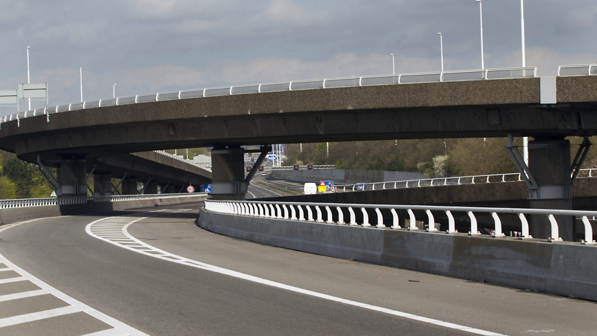 Flaneren op de flyover van het Kleinpolderplein