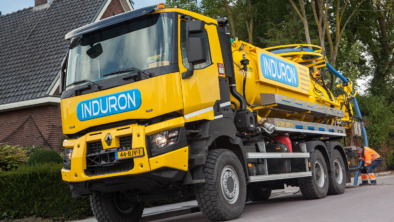 Renault 6×6 allroad modus Optidriver kolkenzuiger, chauffeur Marcel Lozeman.