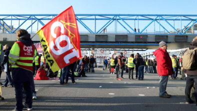 FRANCE-LABOUR-LAW-STRIKE