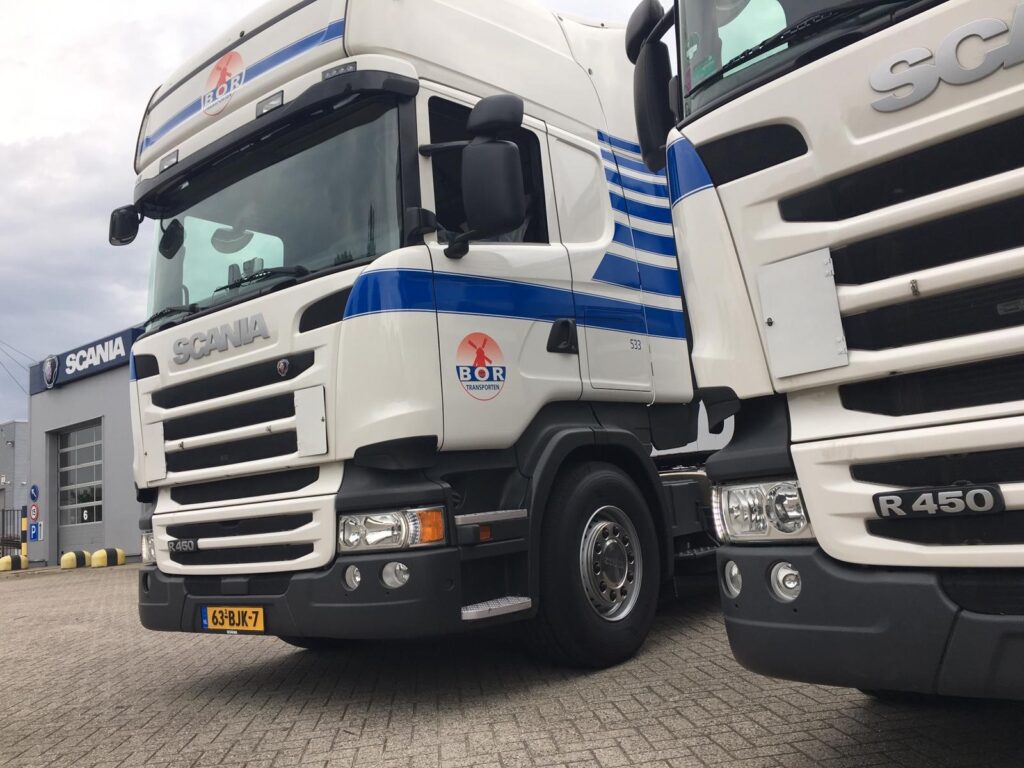 2 scania's