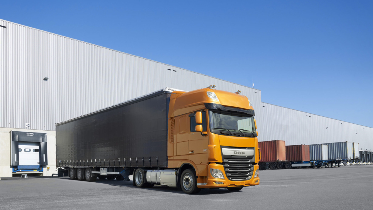 DAF-Euro-6-XF-Lowdeck-03