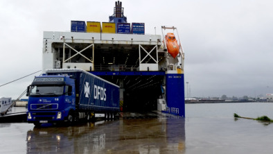 DFDS truck leaving vessel