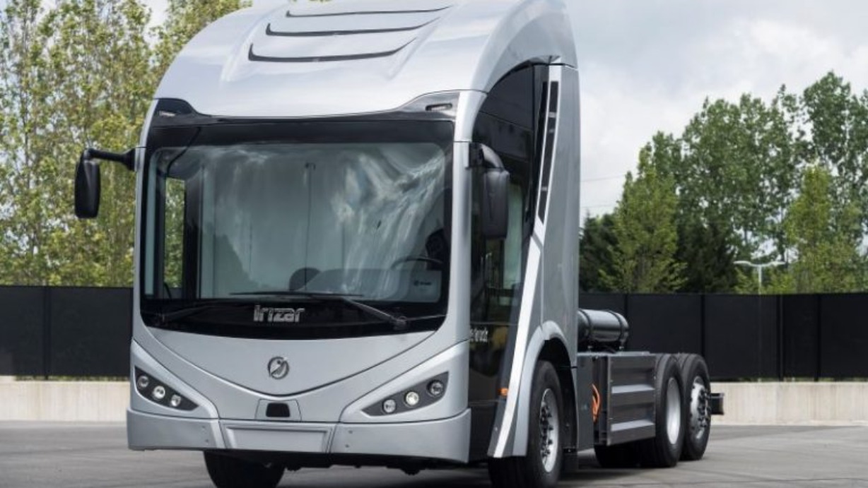 Irizar_ie_truck-768×512-ZZZZ