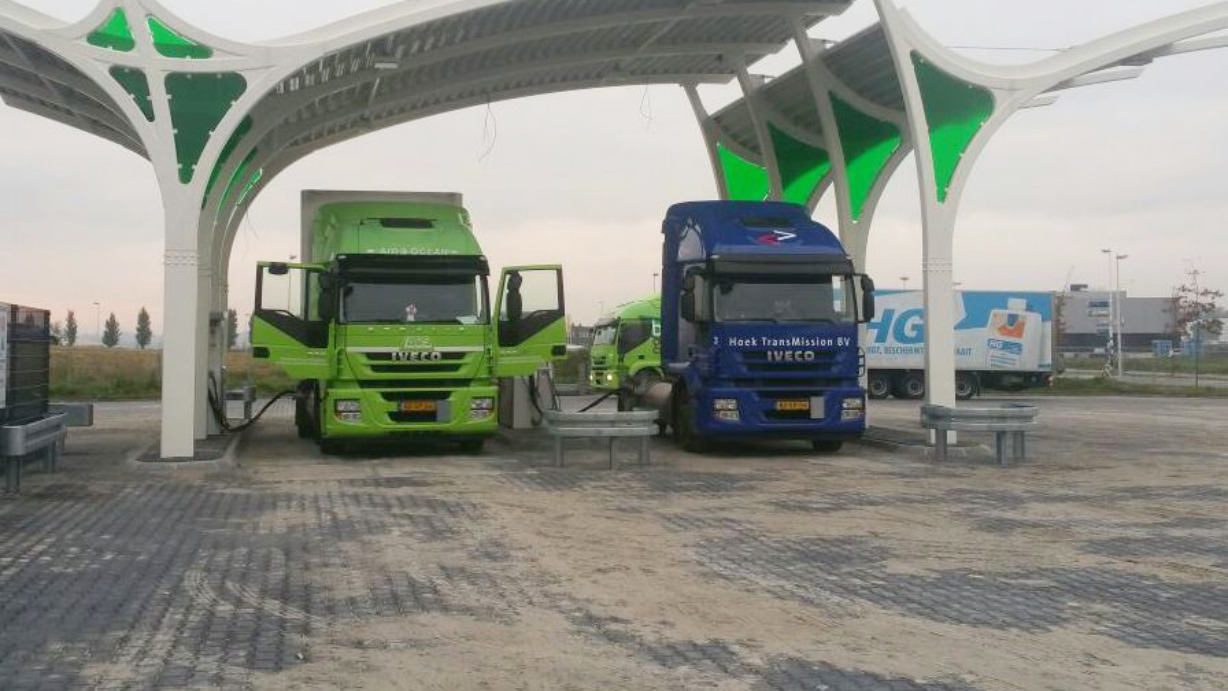 LNG_Giessen_Rolande_vulstation_Utrecht