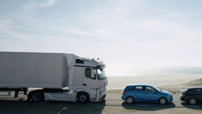 Mercedes-Benz-safetruck