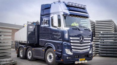 Mercedes-Benz_Actros_A_vh_goor