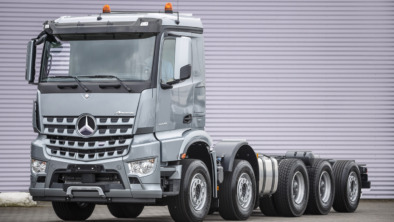 Mercedes-Benz_Arocs_5-asser_NLe