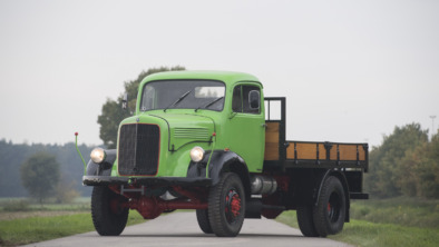 Mercedes-Benz_Vrachtwagen-2