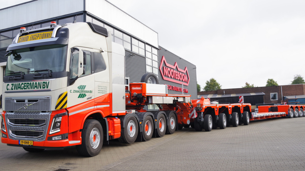 Nooteboom-new-46-EURO-PX-lowloader-picture-1