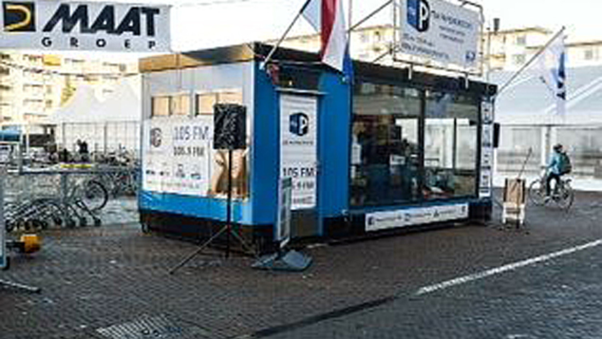 Radio_d_HuZes-studio