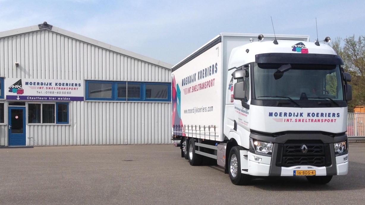 Renault_T_Moerdijk_Koeriers1