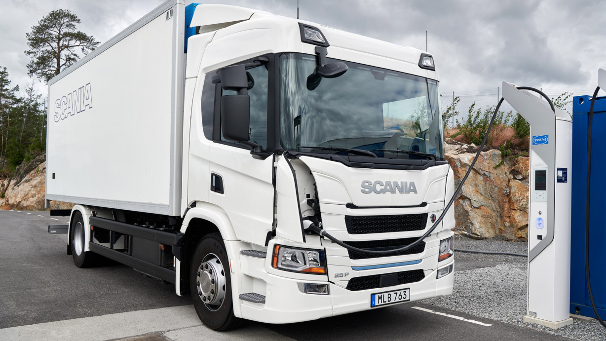 Scania-e-Mobility-1-20110-009