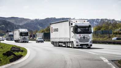 DB Schenker ist Logistikpartner des MERCEDES AMG PETRONAS Formel 1 Teams