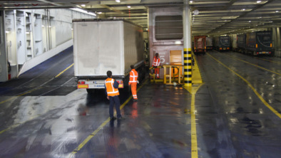 Stena_Line_aan_boord_vrachtdek_Hoek_van_Holland