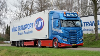 Trekker-Aanhanger_IVECO-S-WAY_Wind-Transport-1