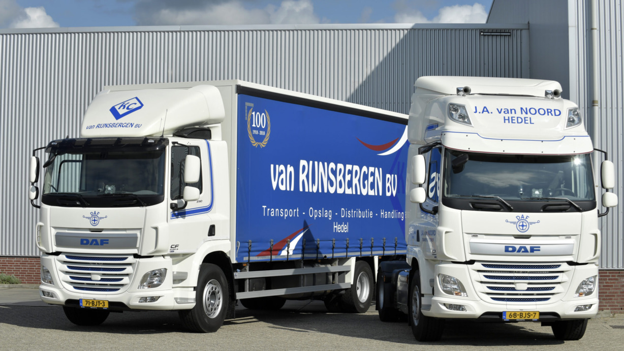 DAF Trucks voor Rijnsbergen TransportArchiefnummer : 171833