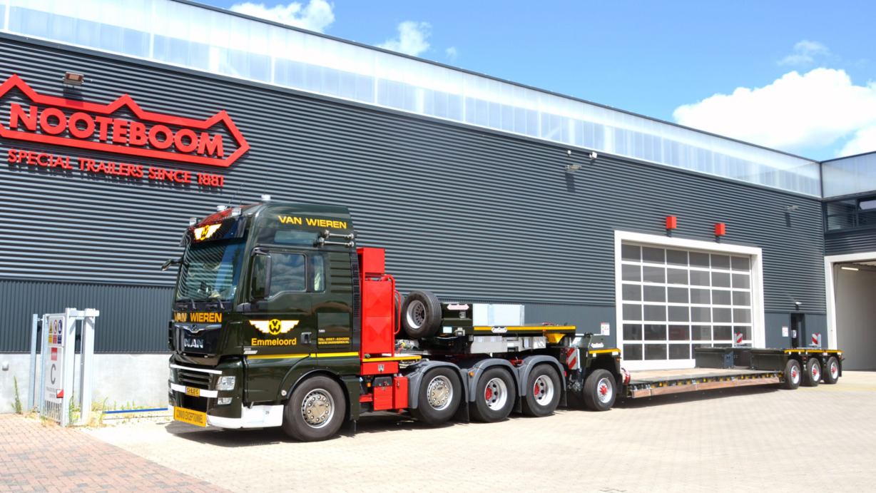 Van-Wieren-Nooteboom-EURO-86-13IFP-lowloader_DSC_1596