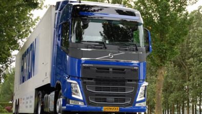 Volvo-FH-4×2-I-Save-voor-Action