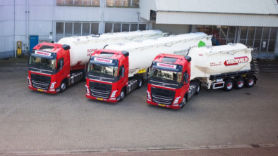 Volvo_FH_Vredeveld_Feldbinder_Avebe_1