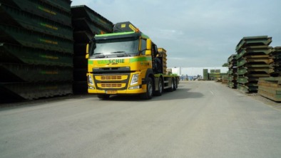 Volvo_FM460_Van_Schie2