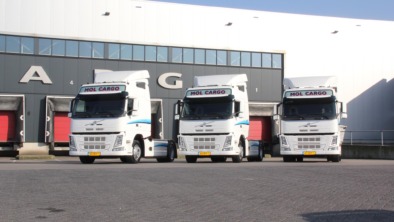 Volvo_FM_370_Euro-6_Mol_Cargo-3