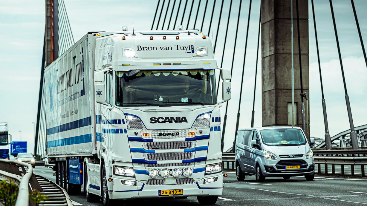bram-header