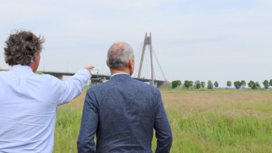 broshuis-header