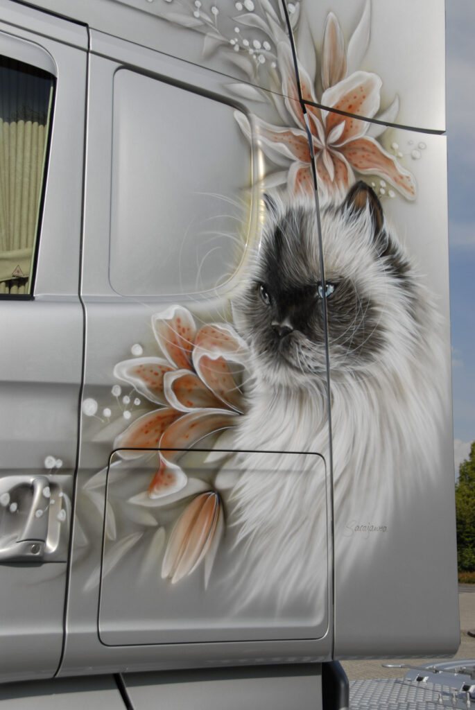 Silver Cat