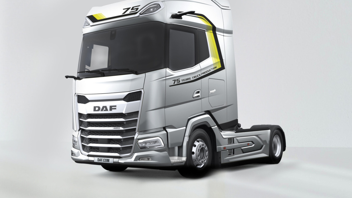 daf-75-1-scaled