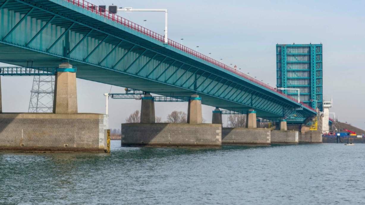haringvlietbrug-header-1