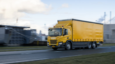 Overdracht eerste electrische vrachtwagen