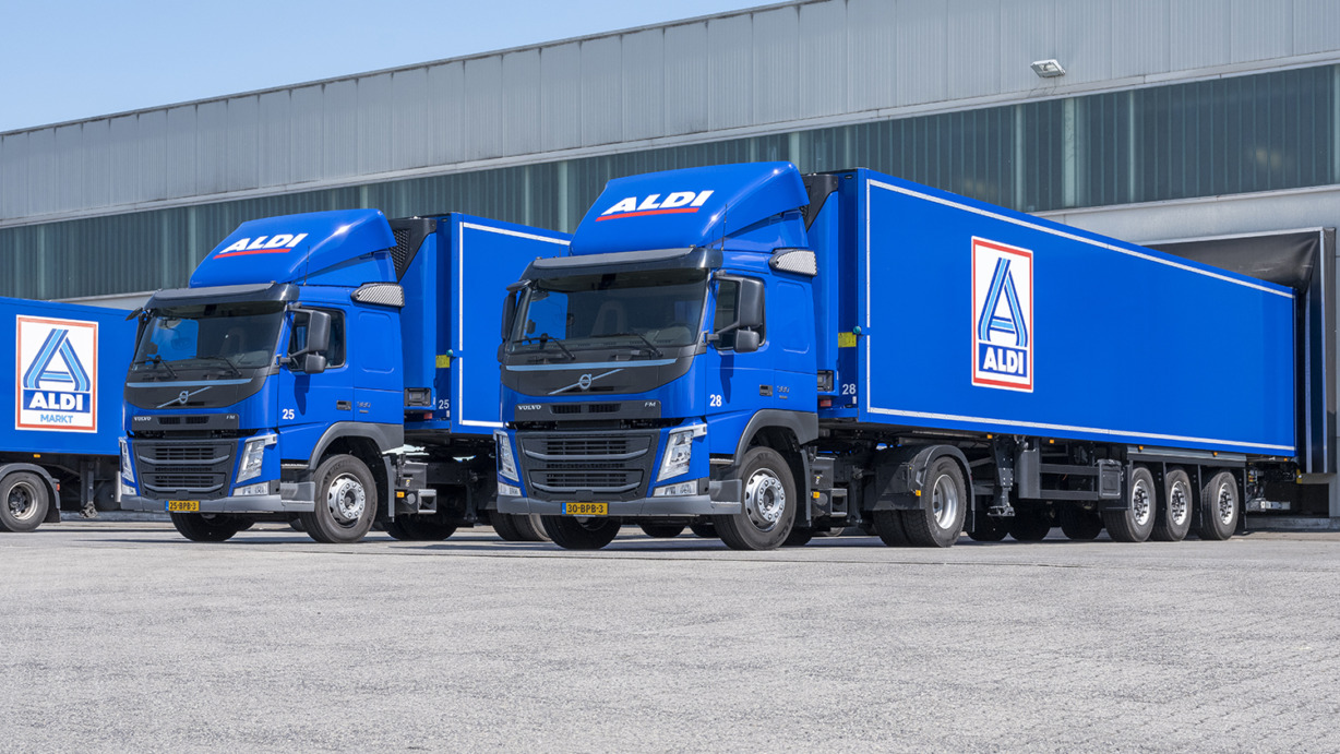 volvo-fm-voor-aldi-voor-distributiecentrum