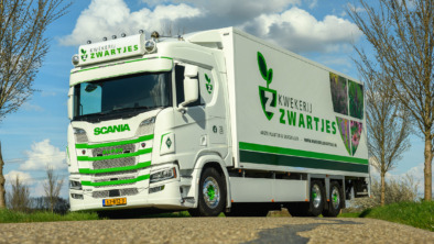 zwart-header