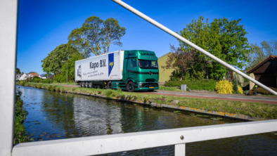 1920_lievaartzetmercedes-benzeactros600sliminopalpenroute-1