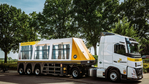 Emons Group – Volvo FH LNG met glasbinnenlader