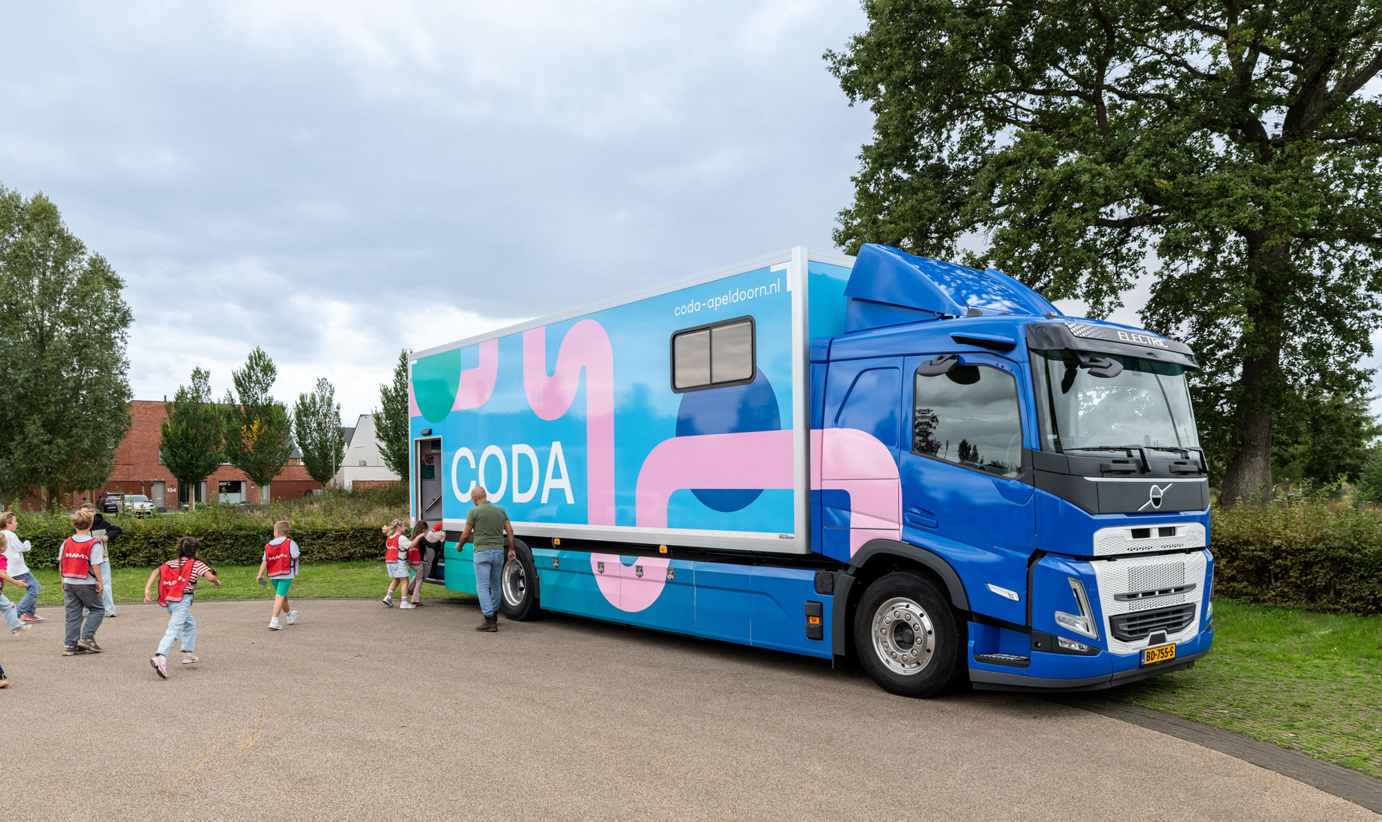 Nieuwe boekenbus in regio Apeldoorn