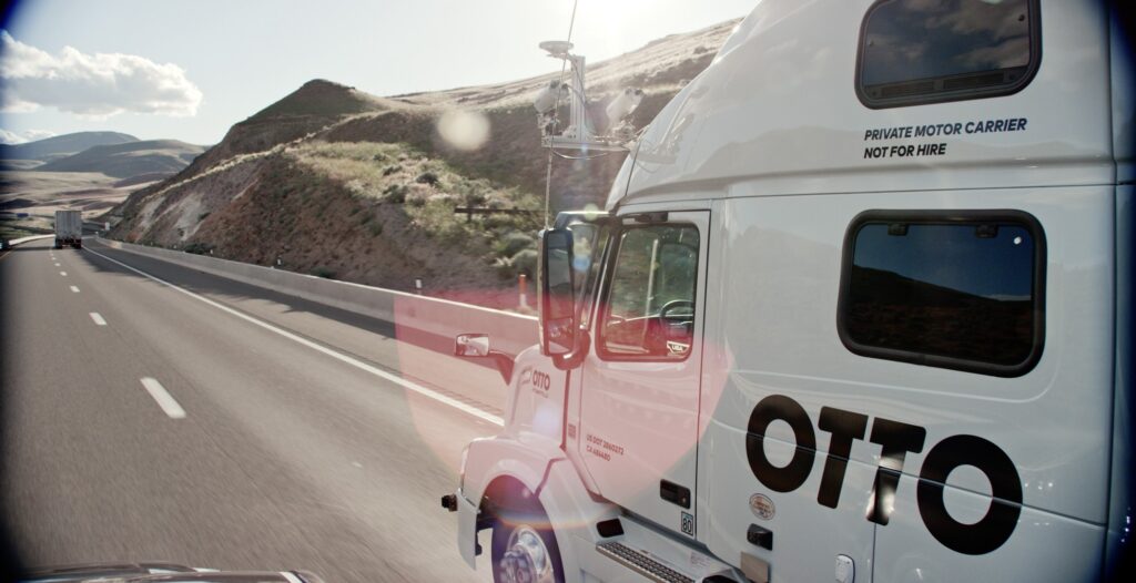 De eerste zelfrijdende vrachtwagen van de Amerikaanse startup Otto.