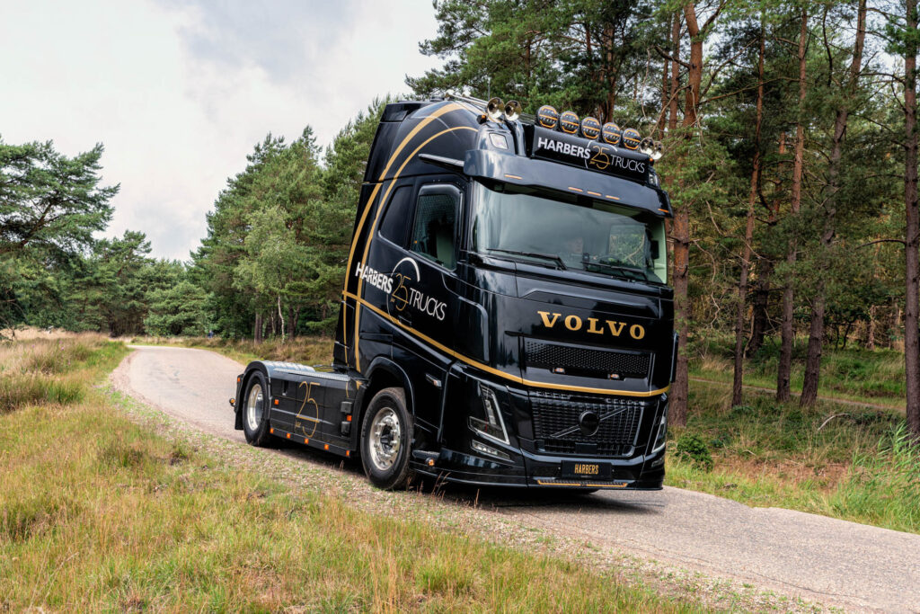 Harbers Trucks viert 25-jarig bestaan met special editions